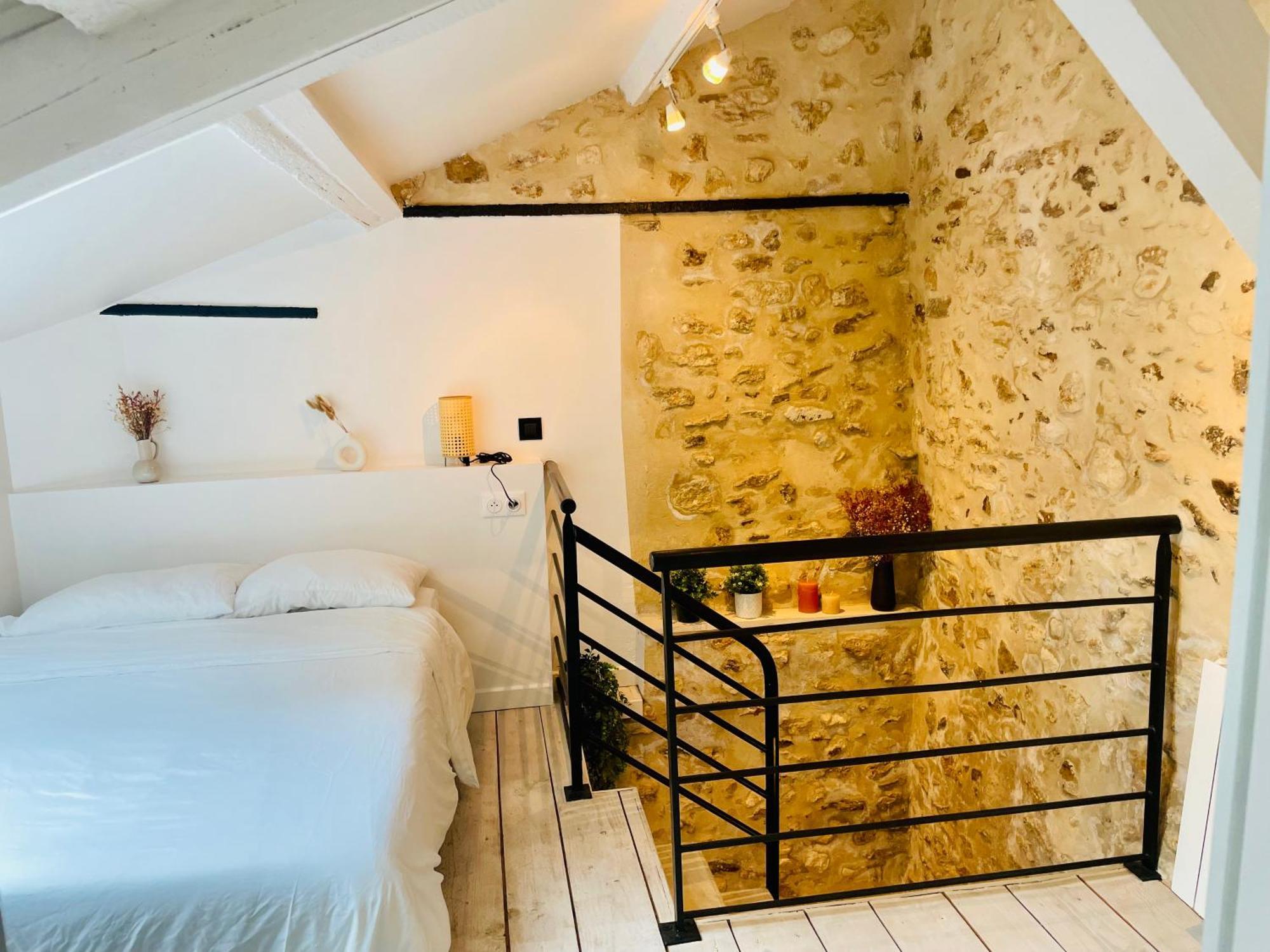 Maisonette Duplex - Tout Equipe - Matelas Haute Qualite Marly-le-Roi Exterior photo